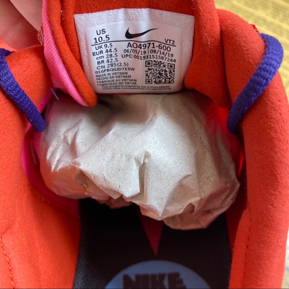 Nike Air Max 270 React ‘Electronic Music’ - Picture 3 of 8